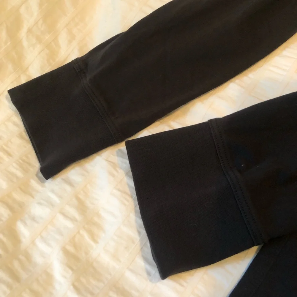 lululemon athletica Charcoal Long Sleeve Tee - Picture 7 of 9